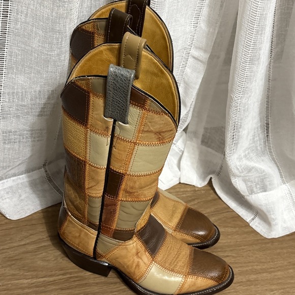 Women's Laramie Custom Made 1960s Vintage Patchwork Cowboy Boots Sz 6 - Picture 2 of 16